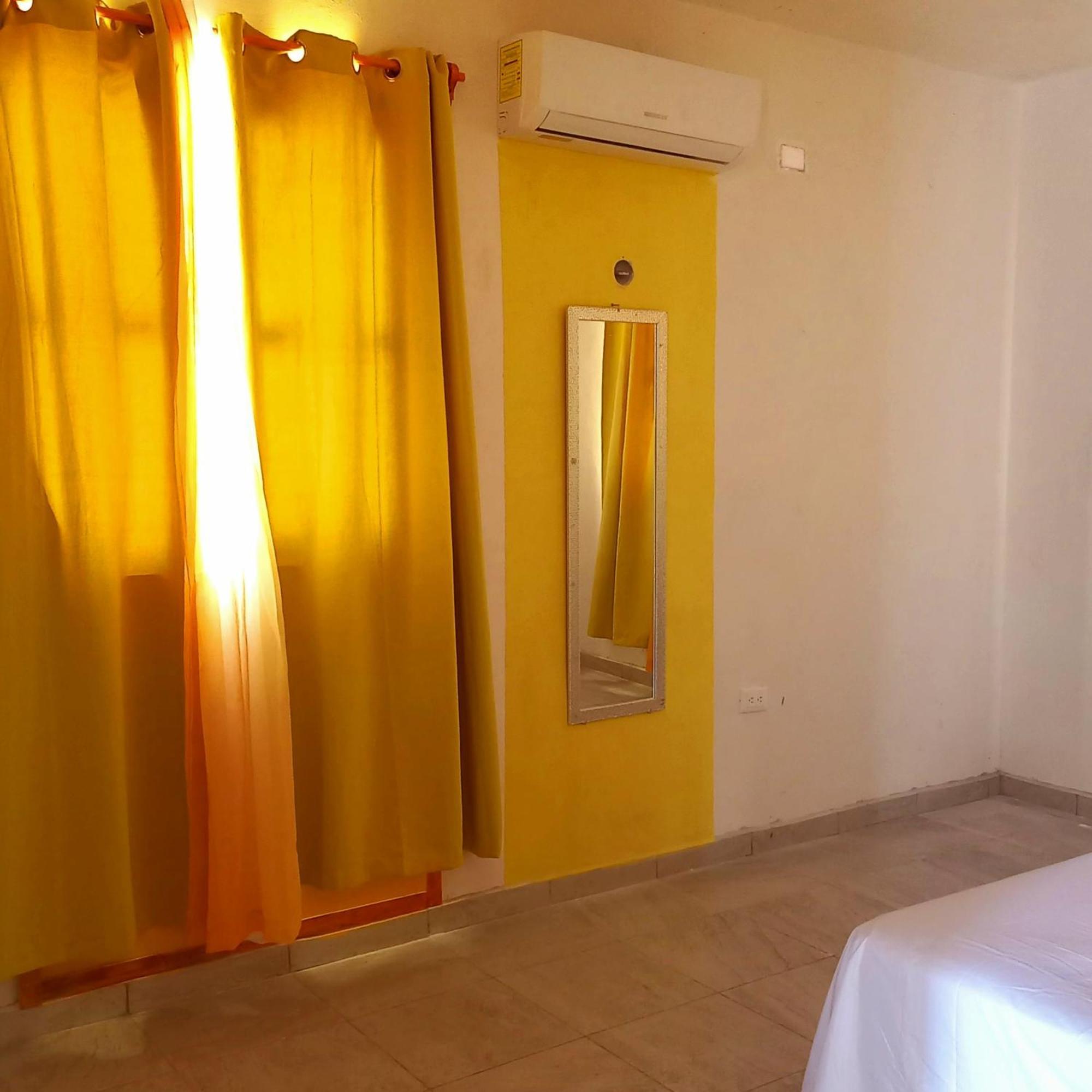Sin Reserva Mérida Extérieur photo